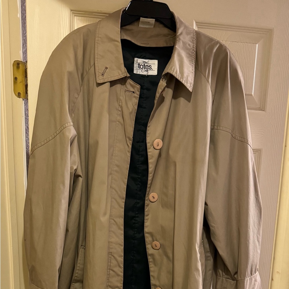The Totes Coats Raincoat